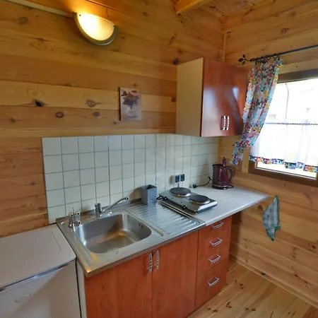 Morskie Chatki Z 2 Sypialniami I Salon W Ustroniu Morskim